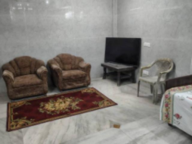 Property for rent in Hariana