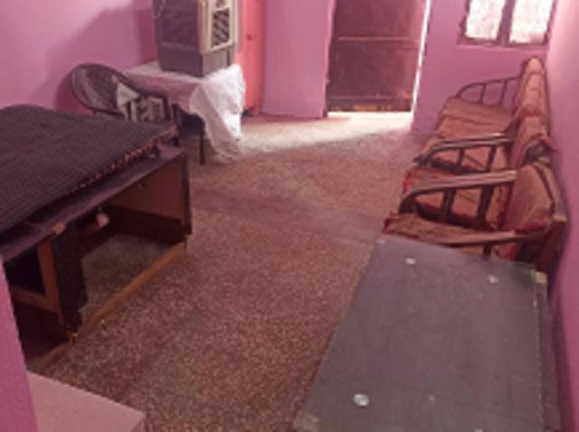 Property for rent in Deri