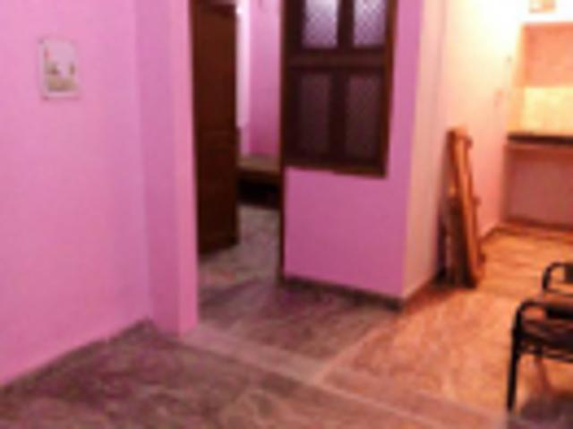 Property for rent in Deri