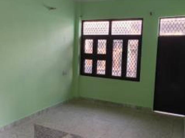 Flat for rent in Deri