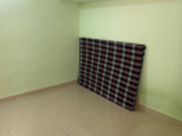 Property for rent in Deri