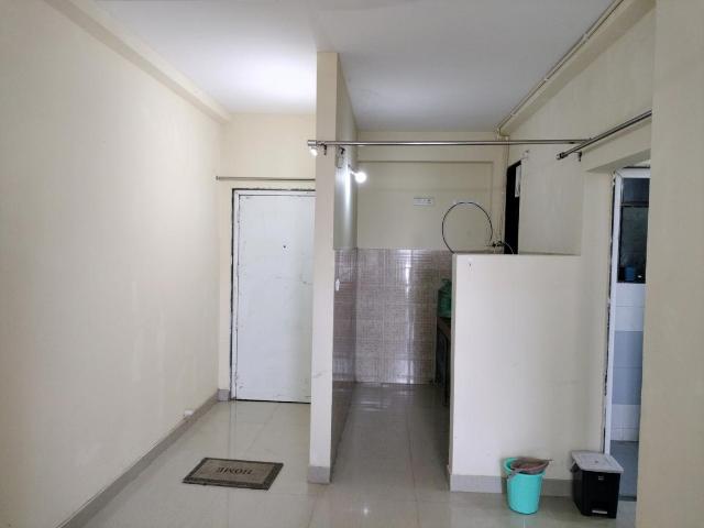 Flat for rent in South West Delhi, Deri