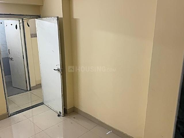 Flat for sale in South West Delhi, Deri