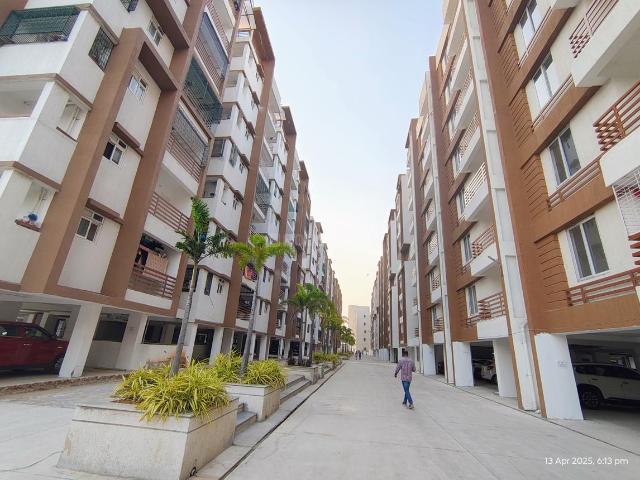 Flat for sale in Ranga Reddy, Bongulur