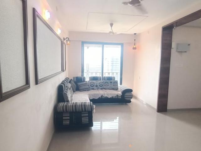 Flat for rent in Vapi, Valsad