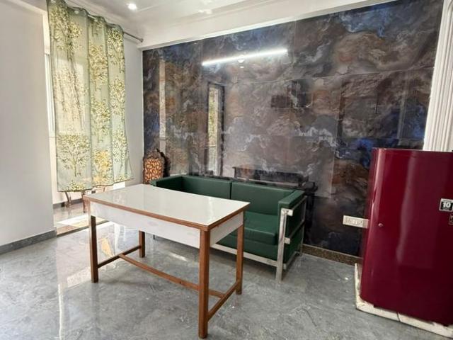Flat for rent in South Delhi, Deri