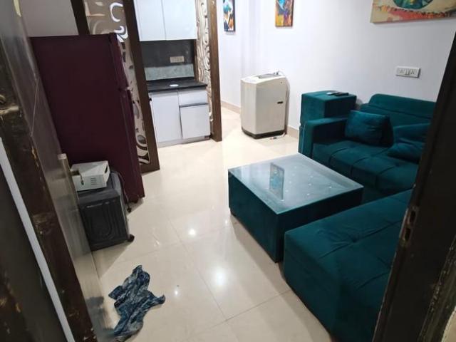 Flat for rent in South Delhi, Deri