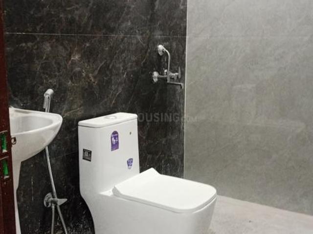 Flat for rent in South Delhi, Deri