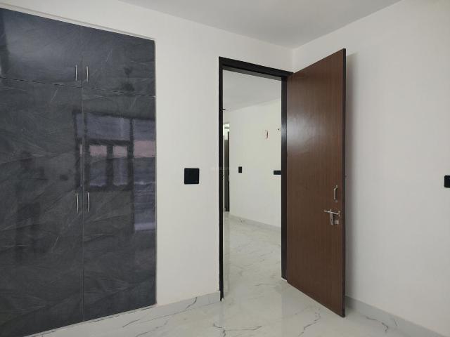 Flat for rent in South Delhi, Deri