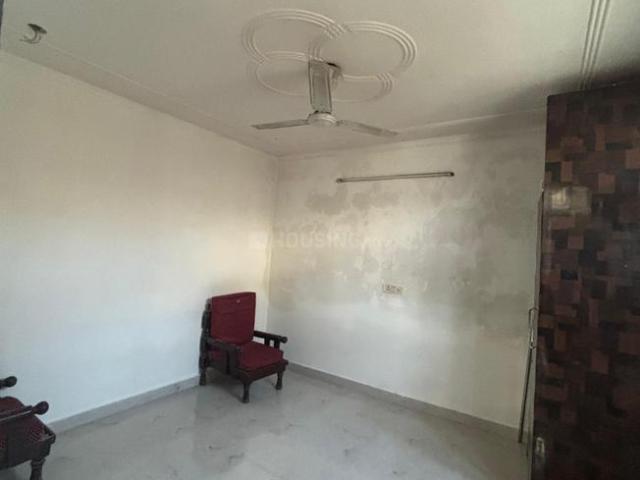 Flat for rent in South Delhi, Deri