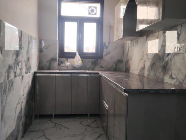 Flat for rent in South Delhi, Deri