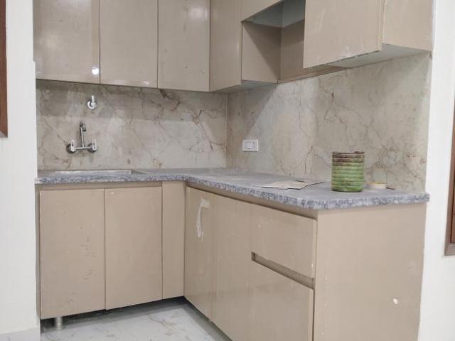 Flat for rent in South Delhi, Deri