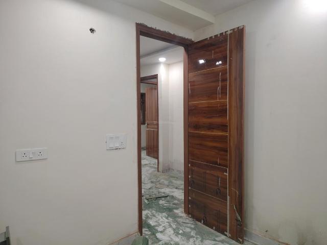 Flat for rent in South Delhi, Deri