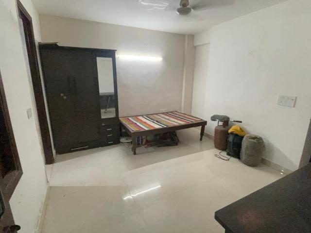 Flat for rent in Chhattarpur, Delhi