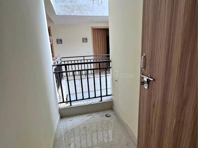 Flat for sale in Chhattarpur, Delhi