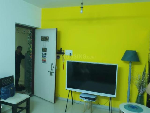 Flat for rent in Parel, Mumbai City District