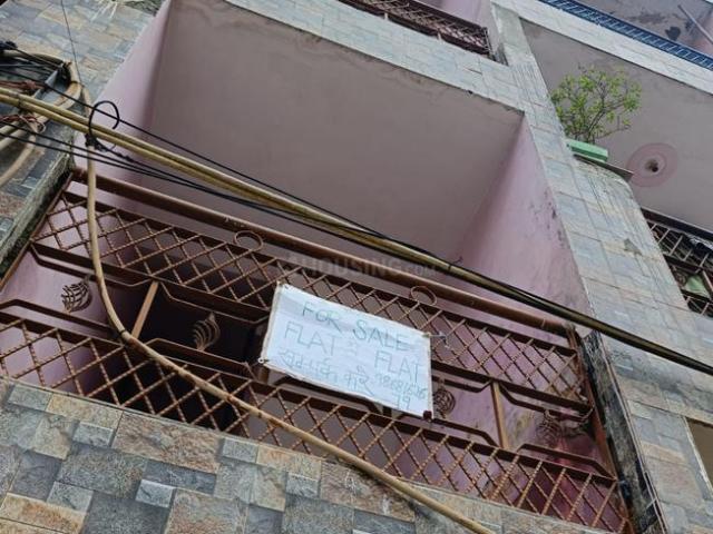 Flat for sale in East Delhi, Deri