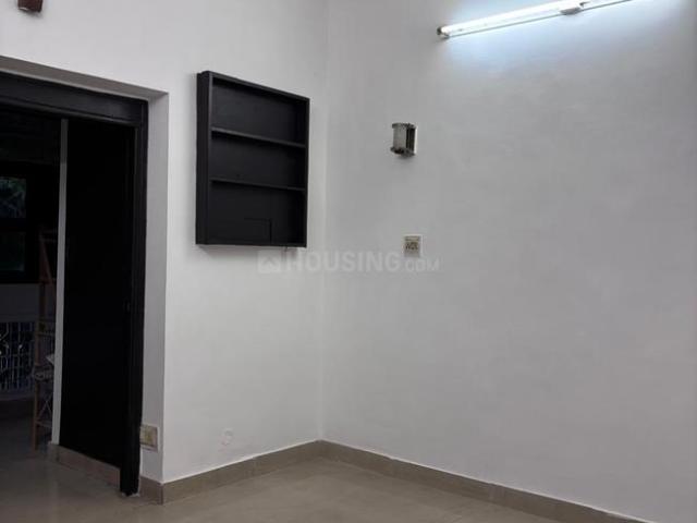 Flat for rent in Deri