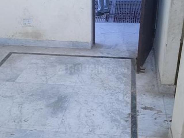 Flat for rent in South Delhi, Deri