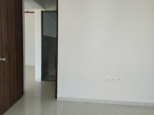 Flat for rent in Mumbai Zone 4, Mumbai