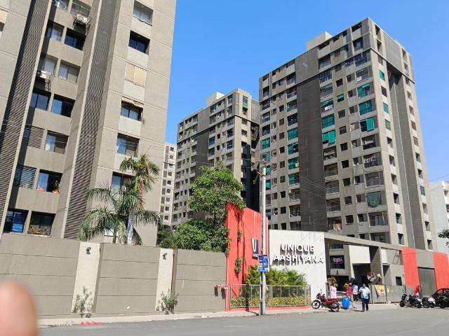 Flat for sale in Gota, Gujarat