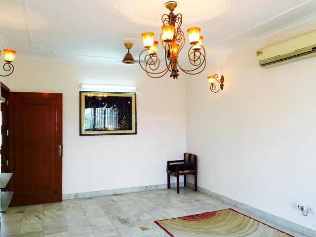 Flat for rent in Deri
