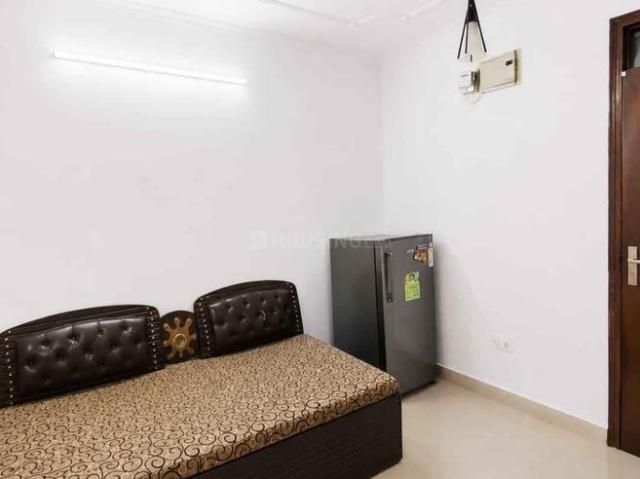Flat for rent in Deri