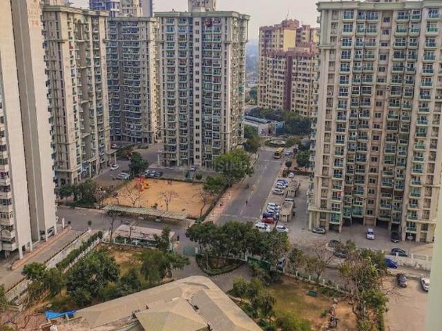 Flat for sale in Valley View Estate, Gurugram
