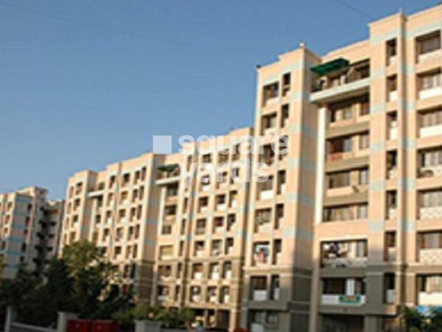 Flat for rent in Waghbil, Thane