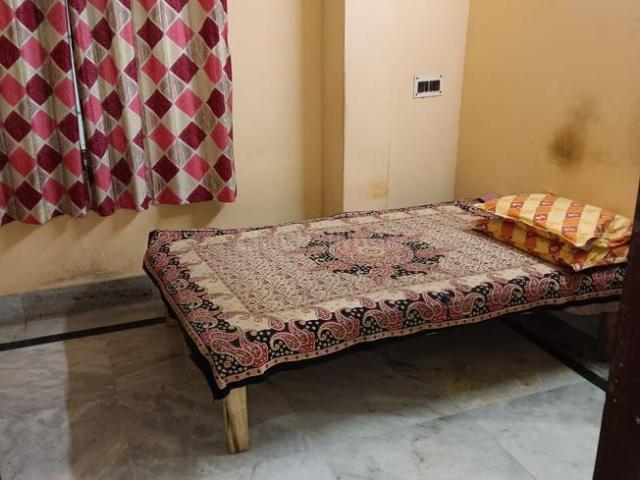 Flat for rent in Calcutta, West Bengal