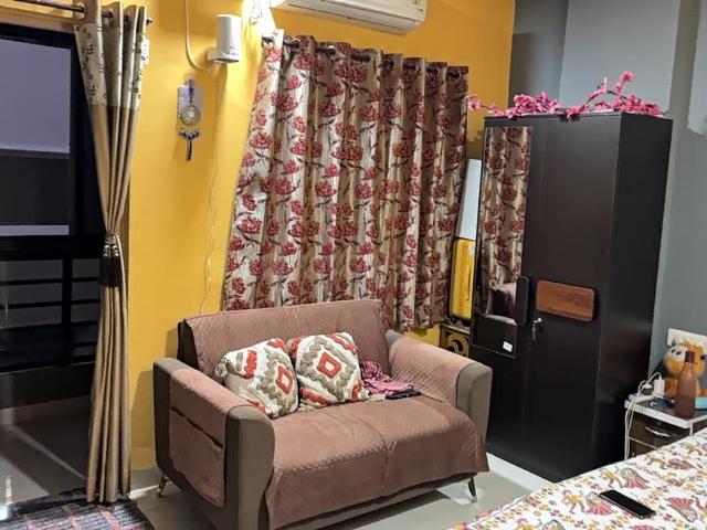 Flat for sale in Madya