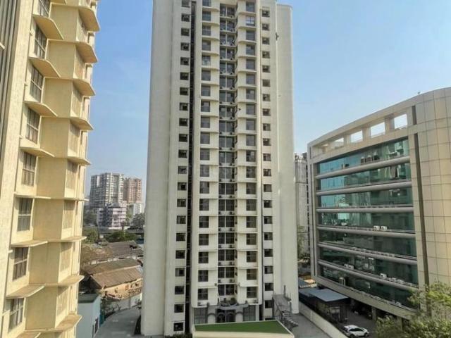 Flat for rent in Jogeshwari West, Mumbai