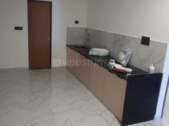 Flat for rent in Madya