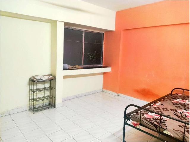 Flat for rent in Mangalwar Peth, Pune