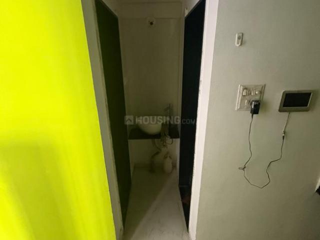 Flat for rent in Katraj, Pune