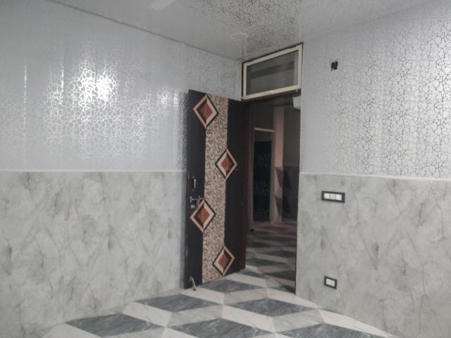 Flat for rent in South Delhi, Deri