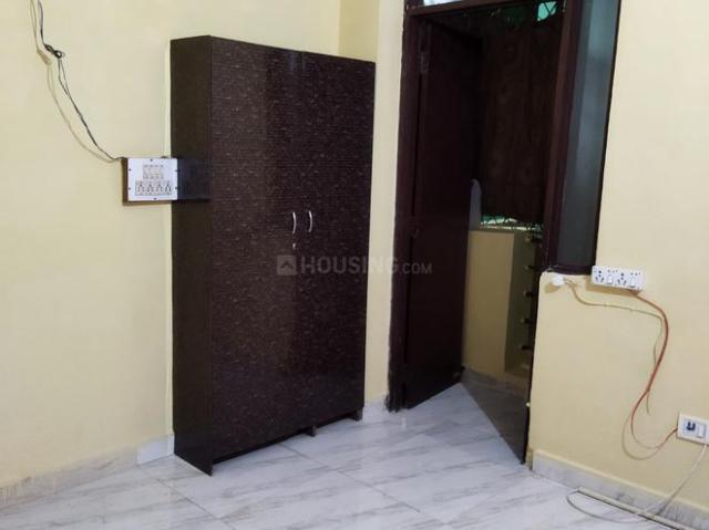 Flat for rent in South Delhi, Deri