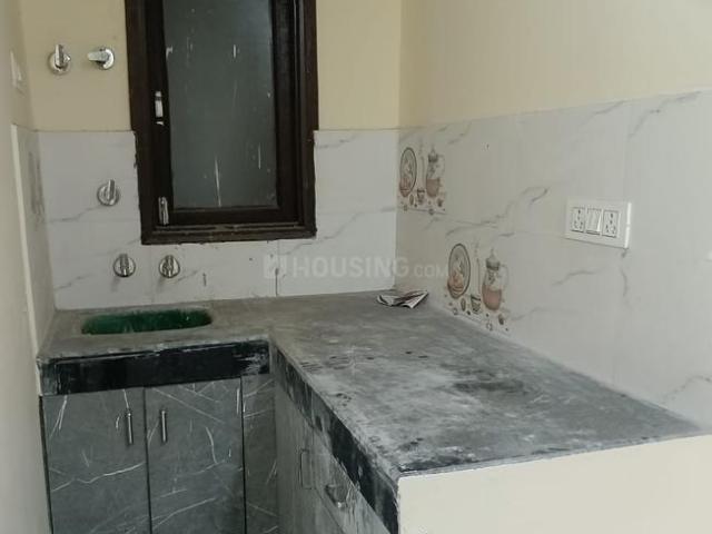 Flat for sale in Sainik Farms, Delhi