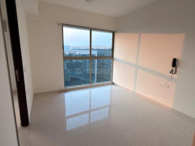 Flat for rent in Kolshet, Thane