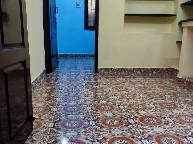 Flat for rent in Adyar, Tamil Nadu