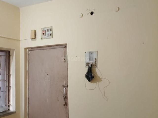 Flat for rent in Lake Gardens, Kolkata