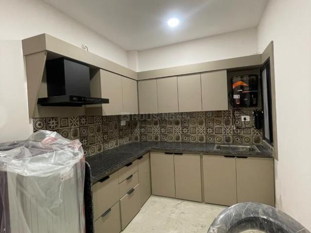 Flat for rent in Madya