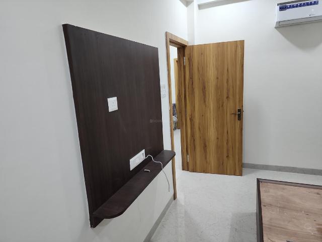 Flat for rent in Madya
