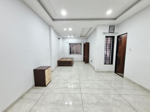 Flat for rent in Madya