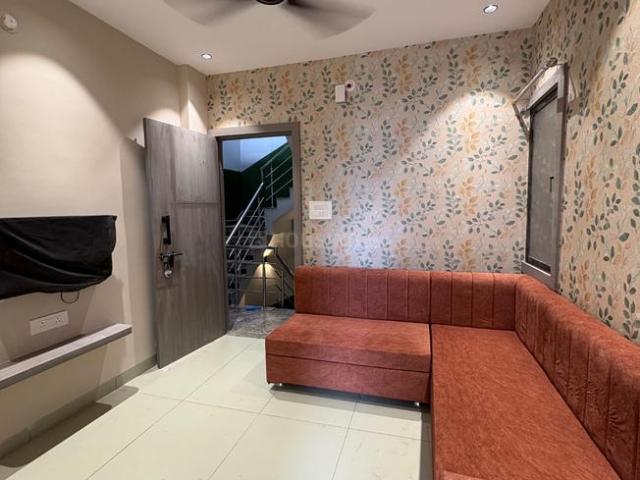 Flat for rent in Madya