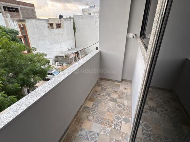 Flat for rent in Madya