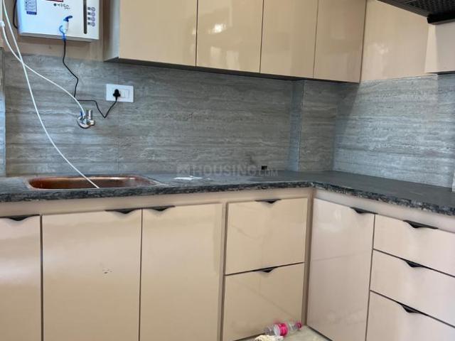 Flat for rent in Madya