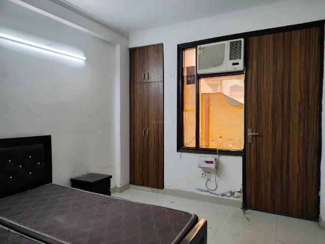 Flat for rent in South Delhi, Deri
