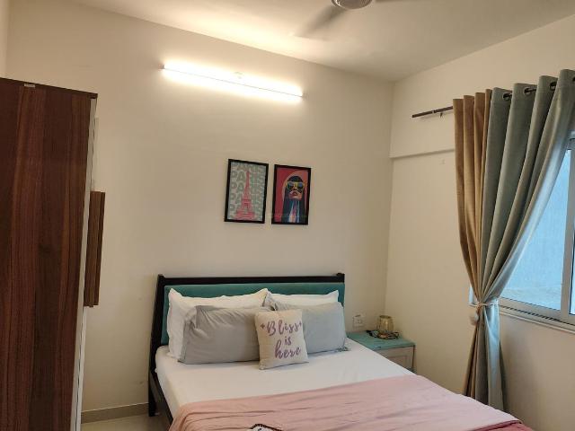 Flat for rent in Malad East, Mumbai Suburban District