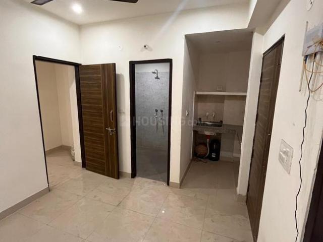Flat for rent in South Delhi, Deri